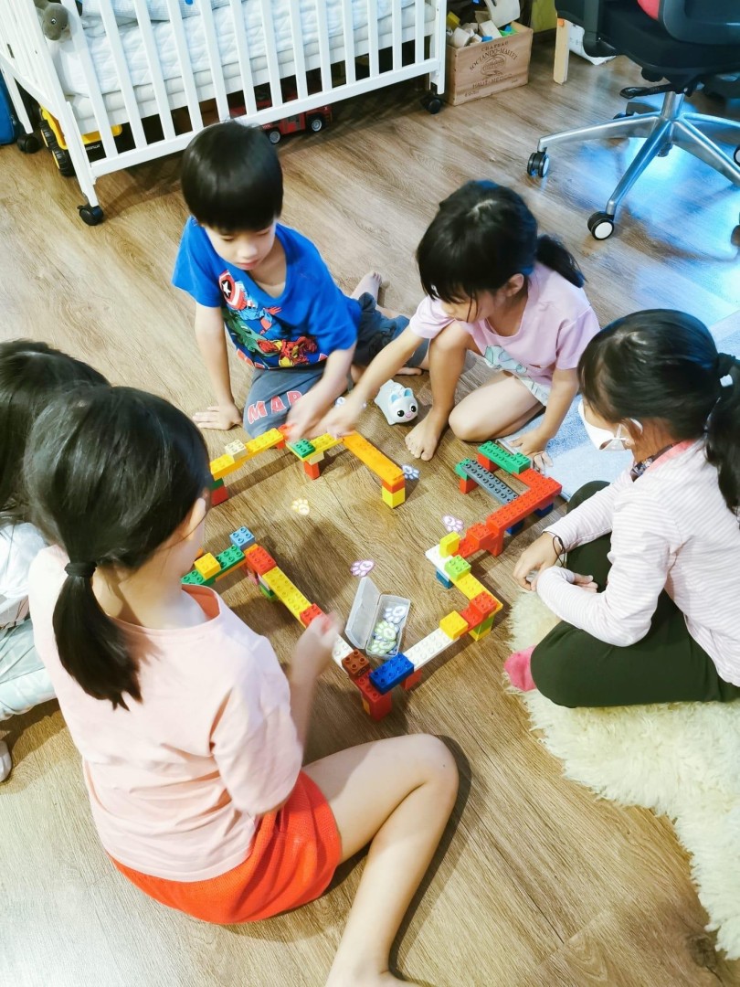 As Parents Rethink Screen Time, Hommeet Promotes Screenless Coding for Young Learners